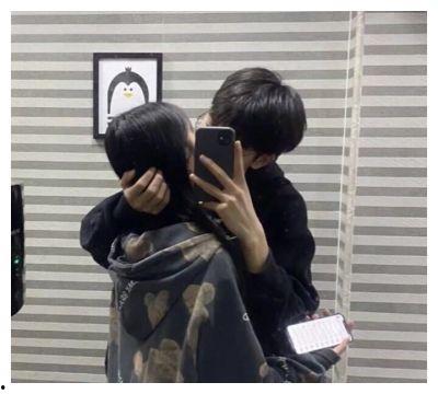 自拍情侣露脸在线视频,情侣露脸自拍视频大揭秘